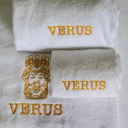 מלון Verus *