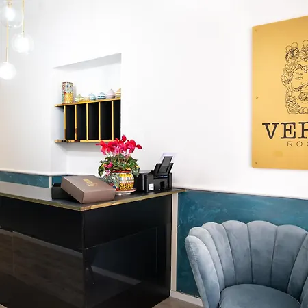 Verus מלון